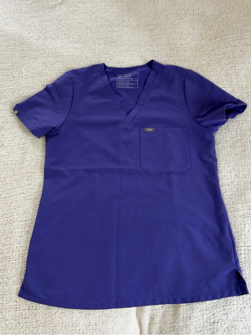 Amethyst Catarina - One-Pocket Scrub Top SMALL
